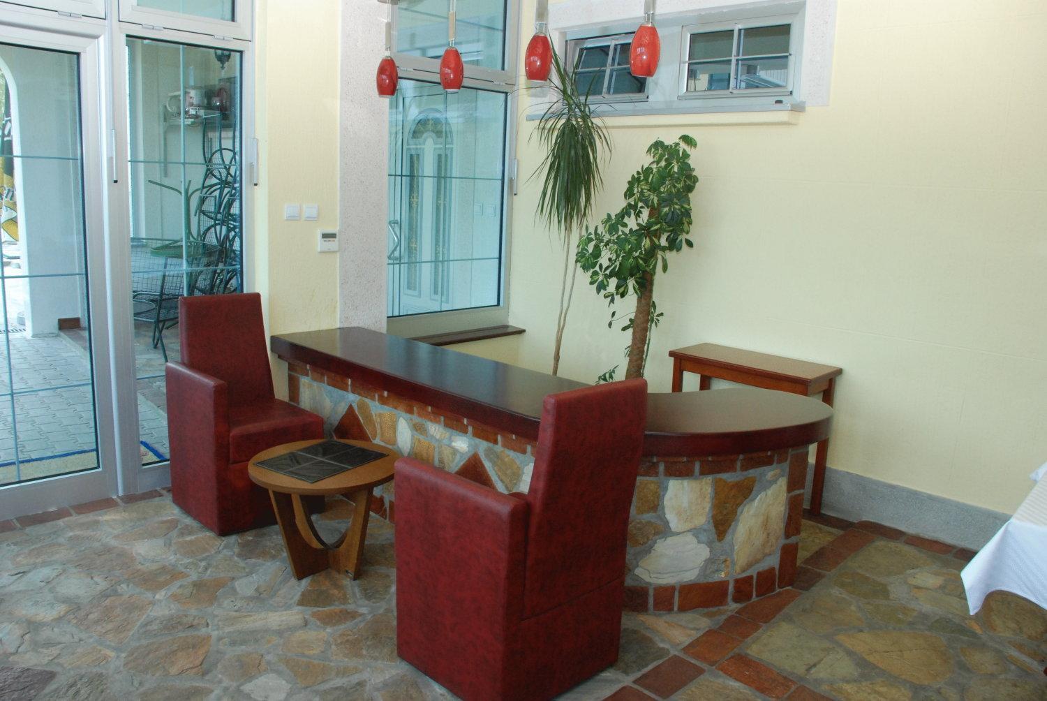 Hotel Tehnograd Kraljevo Exteriör bild